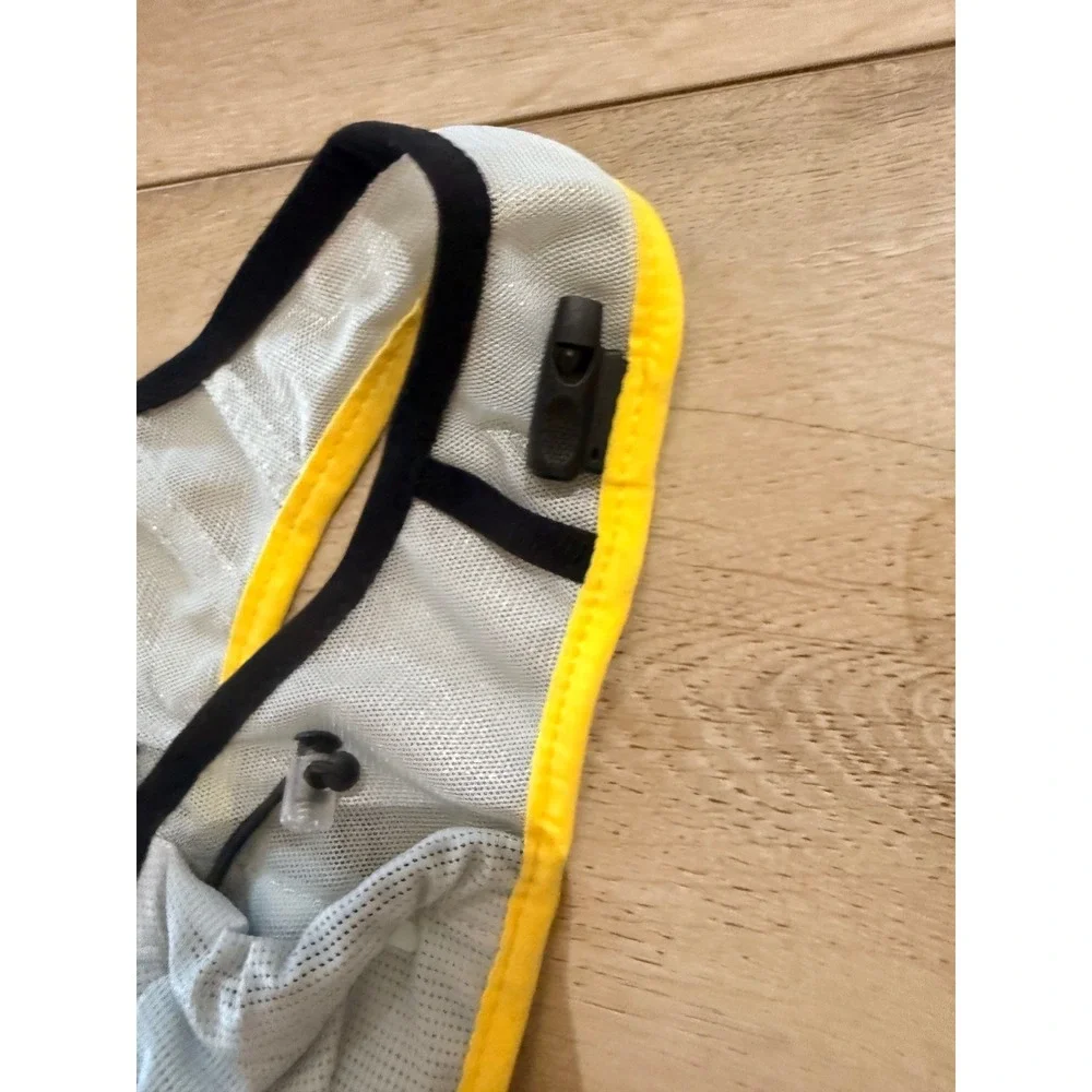 Nike Trail Running Vest Kiger 4.0 Grey Yellow Mesh Hydration Pack XS